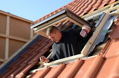 Pose de fenêtres de toit Velux à Polisy